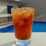 caipiroska de maracujá com morango