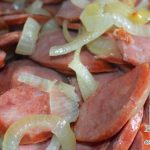 Porção de Calabresa Acebolada 1