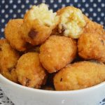 Receita de bolinho de arroz com bacon 1