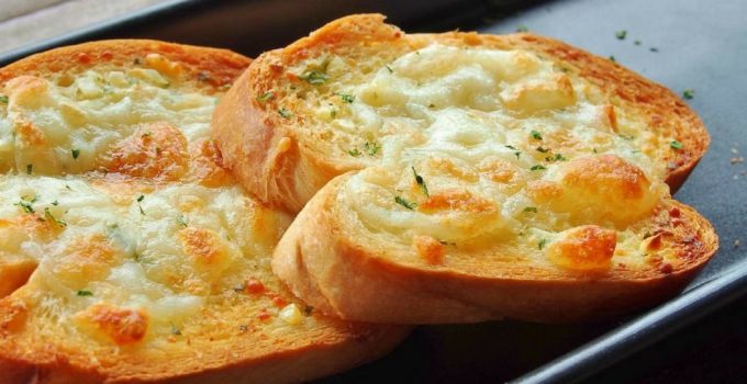 pão de alho com queijo