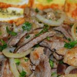 Receita de Frigideira de Iscas de Pernil 1