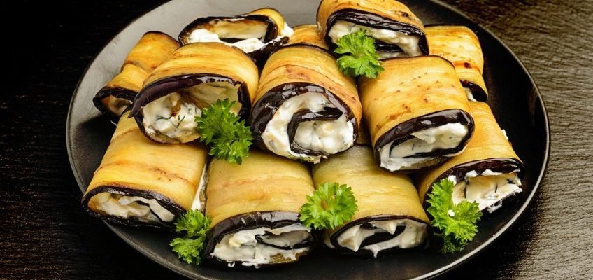 fatias de berinjela com cream cheese