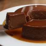 Pudim de chocolate cremoso fácil e delicioso. 1