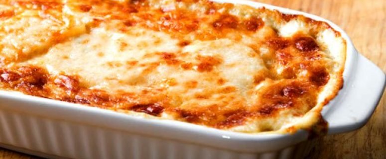 Batata assada com requeijão cremoso