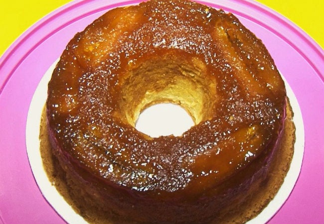 bolo de tapioca cremoso com banana da terra
