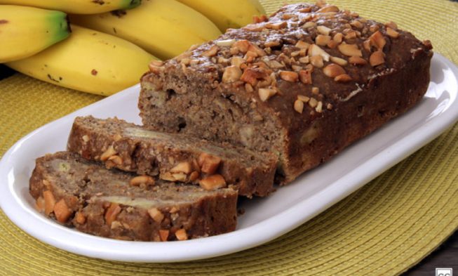 Pão de banana com castanha de caju img