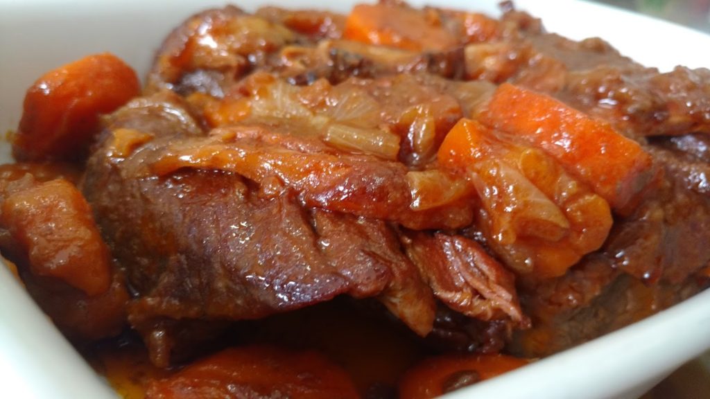 Carne estufada