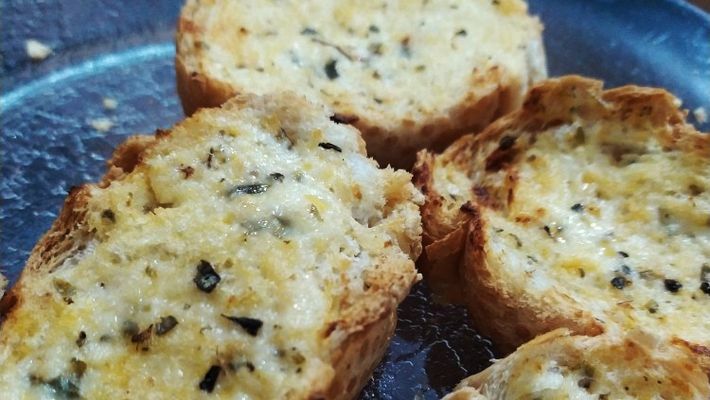 pão de alho na airfryer