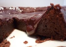 Bolo de chocolate sem farinha de trigo – Uma surpresa gostosa! 2