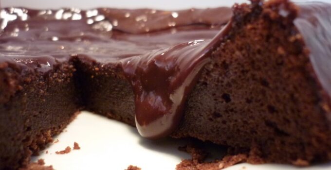Bolo de chocolate sem farinha de trigo – Uma surpresa gostosa! 1