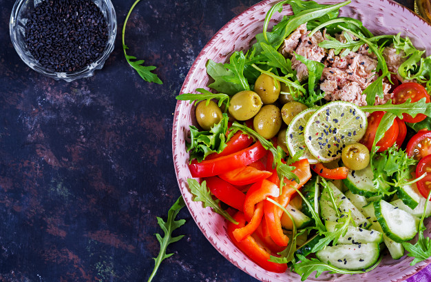Saladas para ficar em forma e comer bem – 5 dicas incríveis! 1